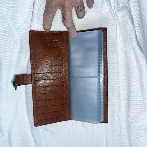 Patricia Nash credit card wallet - Picture 3 of 3